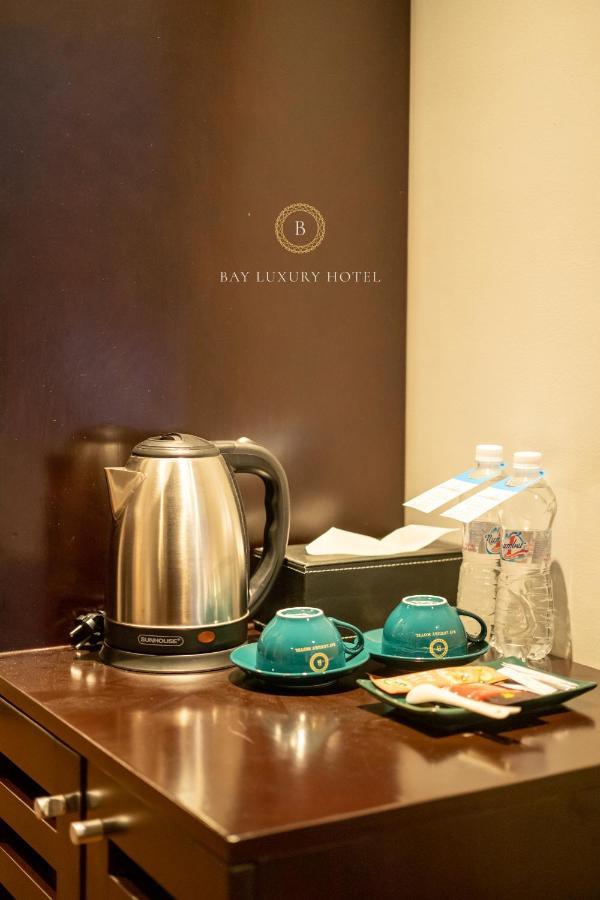 Bay Luxury Hotel & Spa - 9 Nguyen Truong To Ханой Экстерьер фото